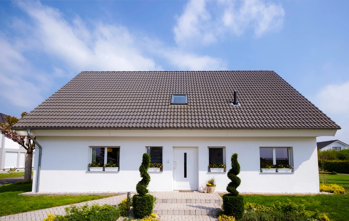 Lasure auto-nettoyante photocatalytique